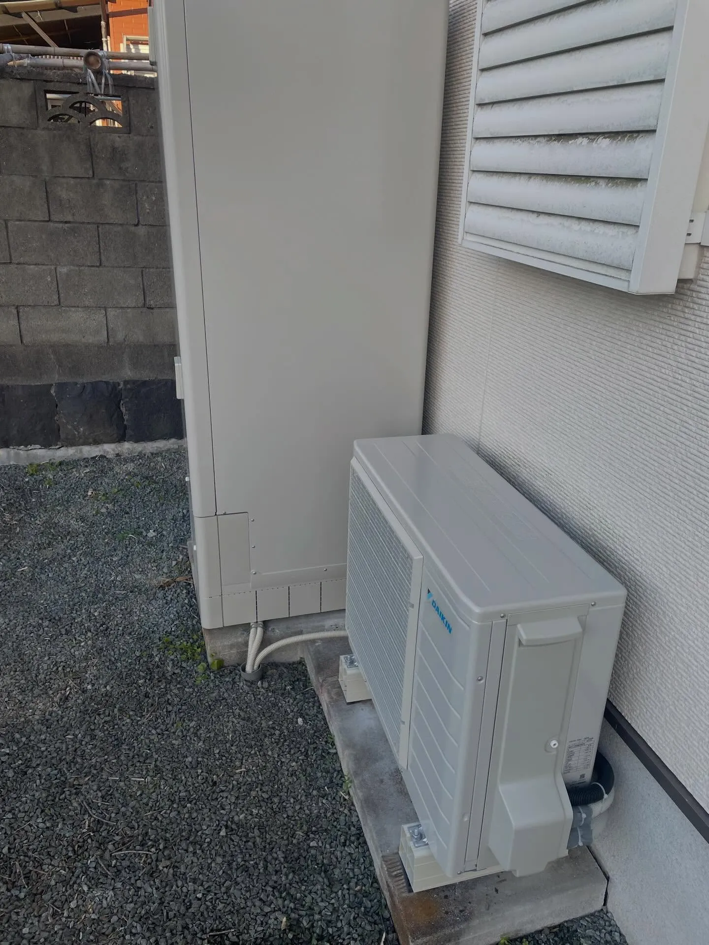 エコキュートの取替工事をさせていただきました。